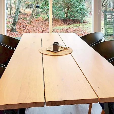 6 Person Holiday In